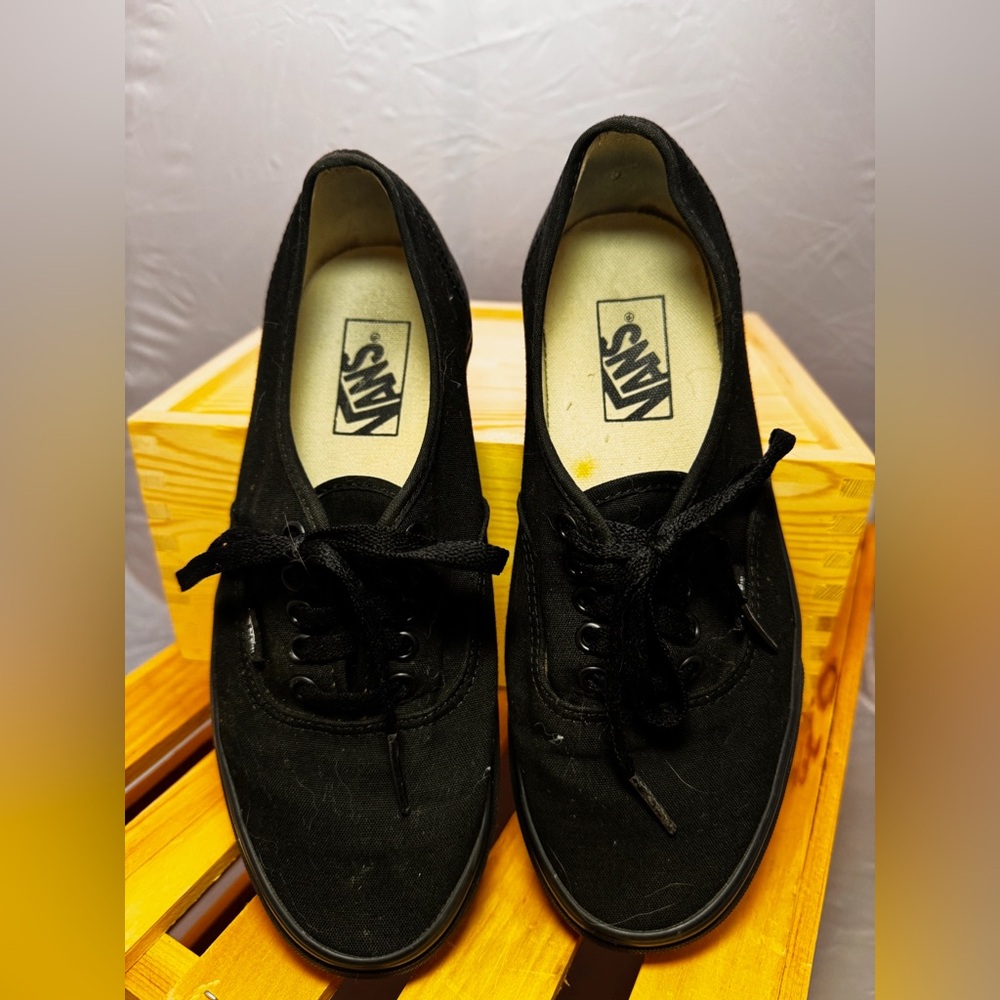 Black vans
